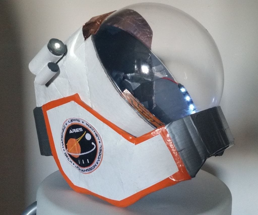 Space Astronaut Helmet Art Lesson Plan